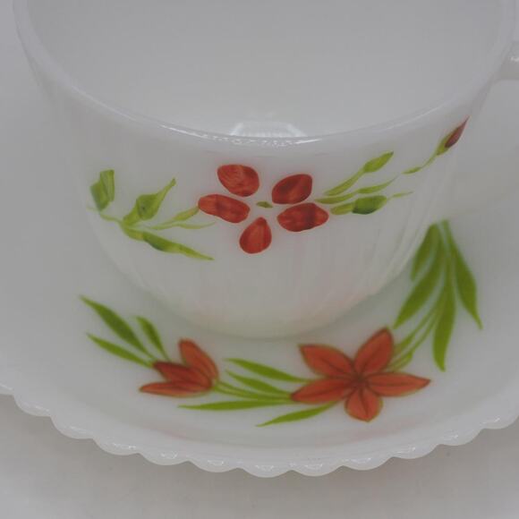 Macbeth Evans Monax Petalware Florette Red Floral Teacup & Saucer Lot of 4 - Picture 3 of 6